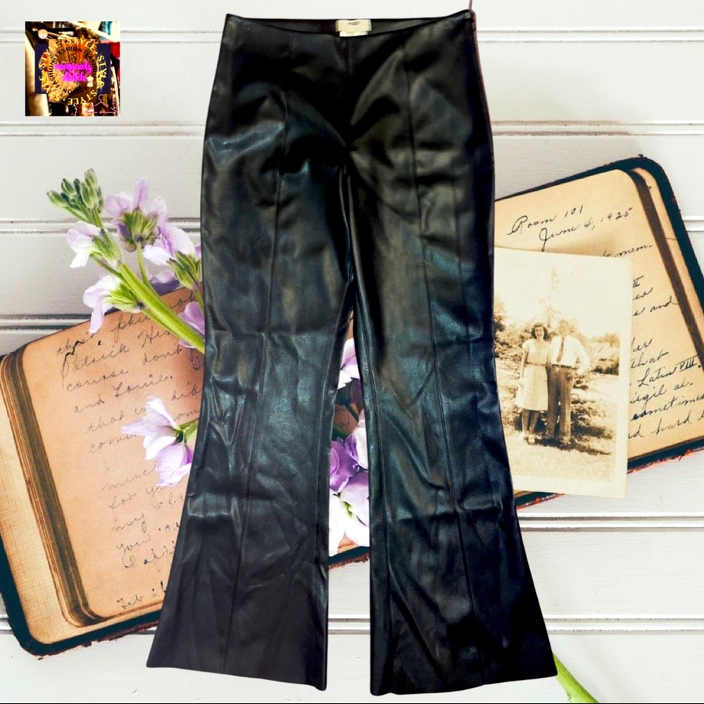 Fuzzi Faux Leather Crop Flare High Rise Pants!🌸♻️